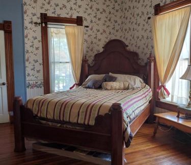 Llano Bed & Breakfast | 1890 Karcher Haus