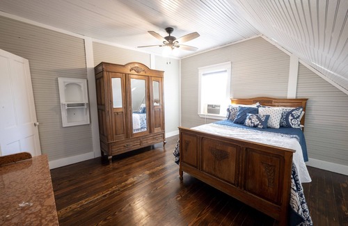 Jonesboro Other | 1890s Farmhouse on 160 Acre Ranch