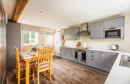 Wimborne Saint Giles Cottage | Historic Cottage Retreat in Dorset with Family Amenities