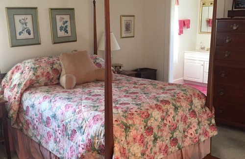 Mount Jackson Other | Historic Log Farmhouse: Family-Friendly Comfort in Shenandoah