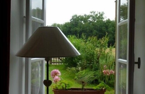 Dampniat House | Historic Mill Retreat by the River with Pool and Spa