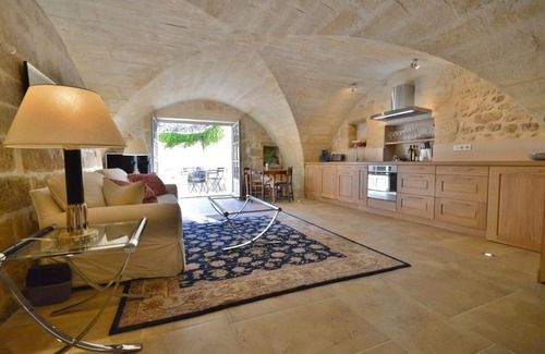 Uzes House | Historic Uzès Escape with Pool and Courtyard Retreat