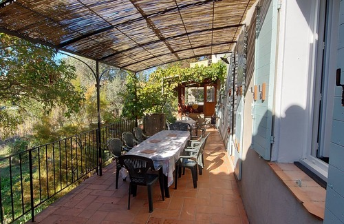 Le Castellet House | Charming 18th Century Village House near the Beach