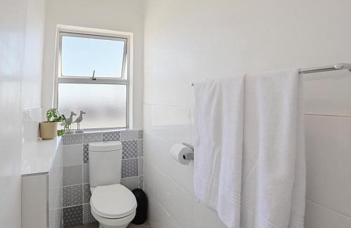 Melkbosstrand House | Kid-Friendly Getaway at 19 Beach Road - Rated 8/10
