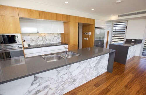 Currimundi Apartment | Experience 19 Hume Parade: Top-Rated with Pool & Breakfast