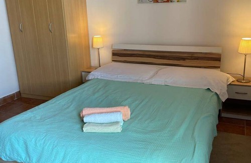 Milcetici Apartment | Cozy 1-Bedroom Apartment for Two with Kitchen & Pet Access
