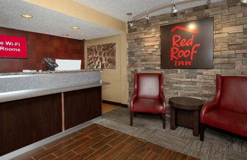 Mount Laurel Hotel | Cozy Hotel with Kitchen & Pet-Friendly Amenities