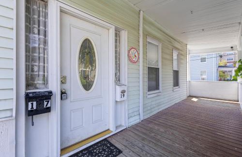 Malden Apartment | Cozy 19 Malden 3BR Apartment with WiFi & Free Parking