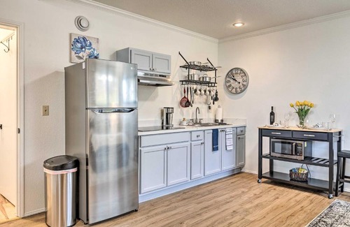 Manchester Apartment | Idyllic Port Orchard Studio Near Seattle with Spa Access