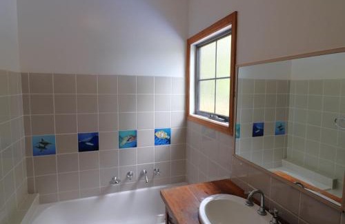 Mallacoota House | Family-Friendly Retreat at 19 Zachary Drive, Mallacoota