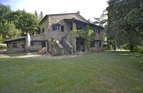 Cortona Villa | Spacious 4-Bedroom Villa with Pool for Family Getaways