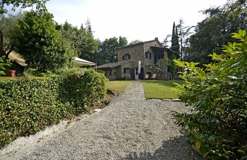 Cortona Villa | Spacious 4-Bedroom Villa with Pool for Family Getaways