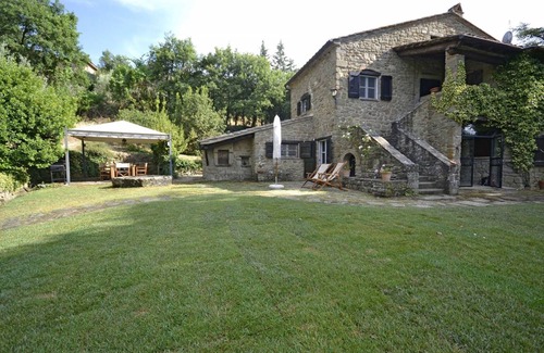 Cortona Villa | Spacious 4-Bedroom Villa with Pool for Family Getaways