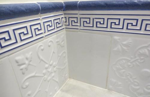 Terrassa House | Top-Rated 1900 B&B Terrassa with Family-Friendly Amenities