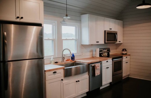 Southmont Other | Serene 1901 Farmhouse: Embrace Nature's Tranquility