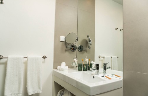 Ponta do Sol Hotel | Indulge at 1905 Zino's Palace: Pool, Spa & Dining Awaits