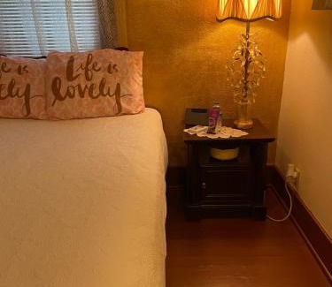Potter Bed & Breakfast | Experience 1912 Nostalgic TrainCrew Boarding House Today