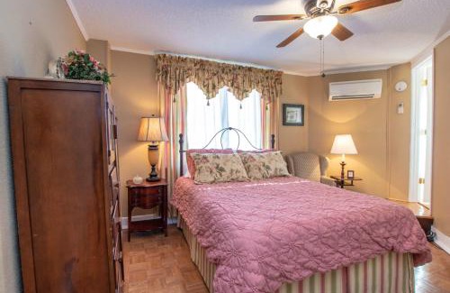 Badin Hotel | Exceptional Stay at 1913 Badin Inn with Breakfast Included