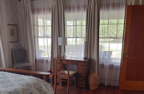 Iowa Park Cottage | 1930's Cottage Near Wichita Falls & Electra