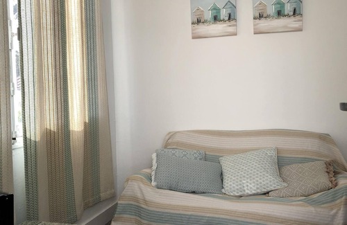 Saint-Palais-sur-Mer Villa | Charming 1930's Villa Steps from the Beach with Ocean View