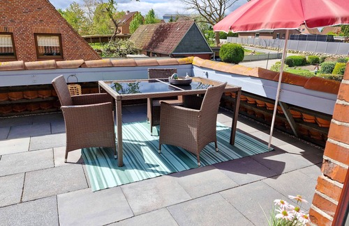 Luetjenburg Apartment | Explore 194 Fewo Dat LütjeHuus with Roof Terrace & Amenities