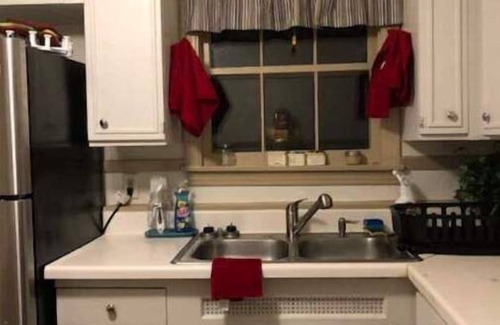 Katy House | Family-Friendly Retreat with Lake View & Pool Access