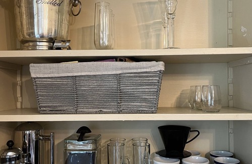 West Junior College House | Experience 1940's Metropolitan in Scenic Wine Country