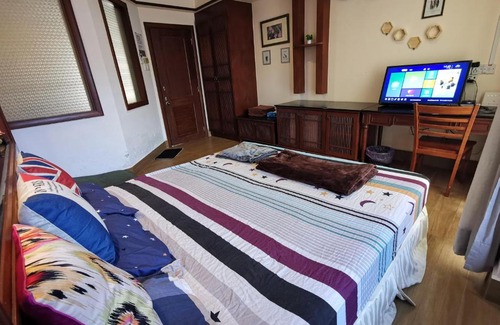 Taman Tanjung House | Seaside Retreat at 1942 Water Chalet - Pet & Child Friendly