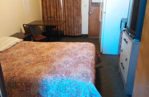 Coalville House | Retro-Style Motel in Historic Echo City, Utah with Kitchen