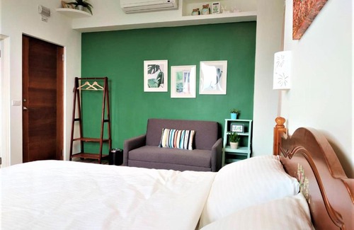 Ji'an House | Family-Friendly 1969 Meters Square Seed B&B - Rated 9.6/10