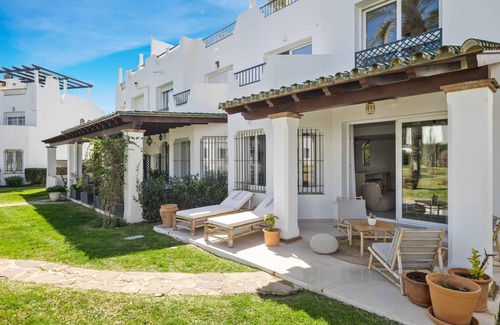 Nueva Andalucia House | Spacious 3-Bedroom House with Pool for Family Getaways