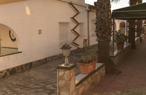 San Fulgencio Apartment | Experience 1a Mc Games Holiday Complex with Oceanfront Views