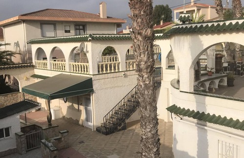 San Fulgencio Apartment | Inviting 1a Mc Games Holiday Complex with Ocean View & Spa