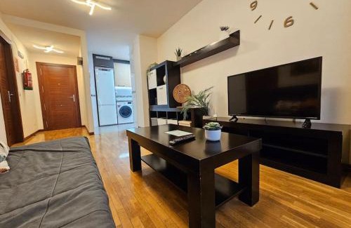 Distrito Oeste Apartment | Relaxing Family-Friendly Apartment in Gijón - 4 Stars