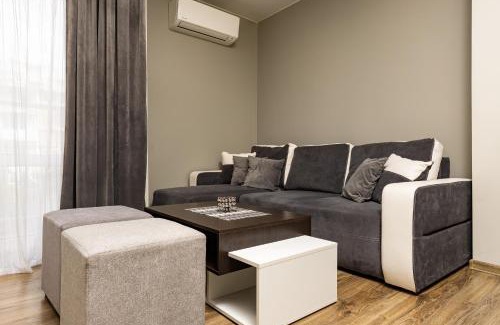 Plovdiv Apartment | 1BD Flat in Plovdiv - 25 min Walk from the Centre by Flat Mаnаger