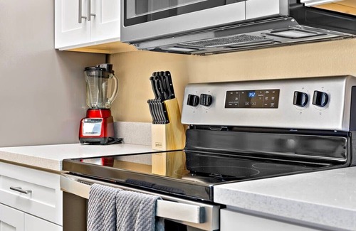 Central Scottsdale Condo | Stylish 1BD Retreat with Pool, Gym & Resort Amenities