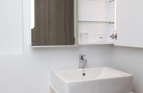 Cherngtalay Apartment | Relaxing Pool Access Apartment in Bangtao - 4-Star Stay