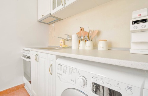 Sofia City Center Apartment | Exceptional 1BDR Studio with Kitchen in Vitoshka Area