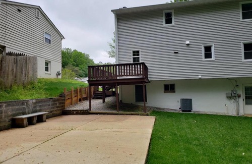 Dale City House | Cozy 1-Bedroom Apartment with Private Gym for Your Stay