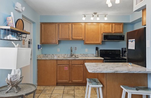 Cocoa Beach Apartment | Beachfront Bliss: 1 Bed with Private Access & Ocean Views