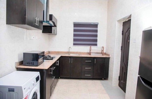 Alimosho Apartment | Cozy 1-Bedroom Retreat with Pool, Gym & Free Wi-Fi