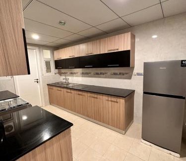 Al Ghubrah Ash Shamaliyyah Apartment | 1bhk on beach