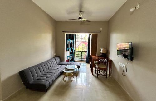 Moira Apartment | Cozy 1BHK Studio Apartment in North Goa with Breakfast