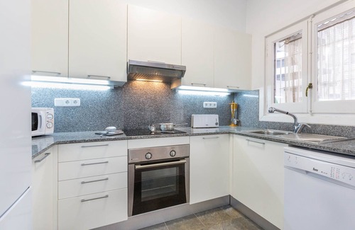 Llafranc Apartment | Elegant 5-Bedroom Duplex Just Steps from Llafranc Beach