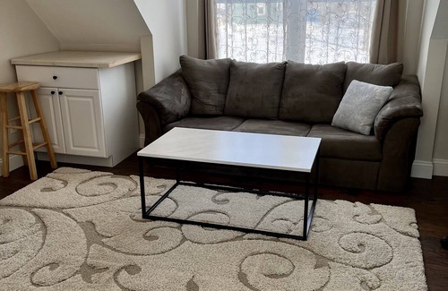 Chardon Apartment | Pet-Friendly 1BR Apartment in Chardon - Guest Rated 9.4