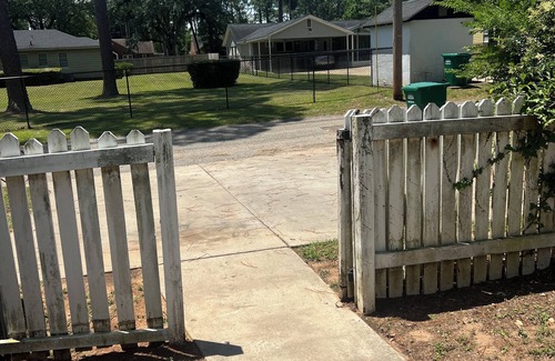 Albany House | 1br Albany Tiny House with WiFi, AC