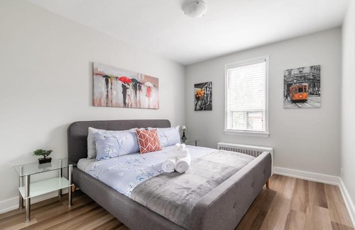 Hamilton Apartment | Cozy 1BR Apartment with King Bed & Netflix Near Downtown
