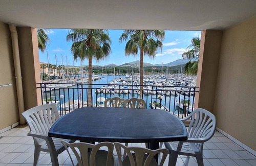 Plage d'Argeles Apartment | Inviting Apartment in Argelès-sur-Mer with Oceanfront Views