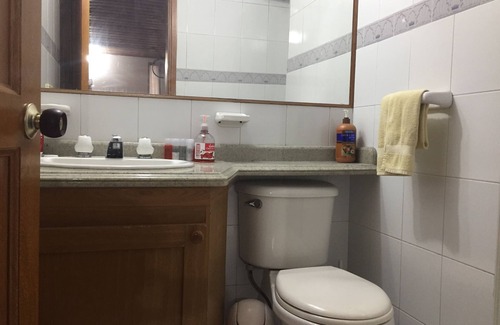 Chia House | Cozy 1BR Near Colmena and BBC with Ocean View Amenities