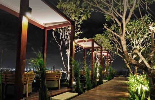 Bang Na Apartment | Cozy 1BR Condo near BTS Sukhumvit Line with Wifi